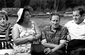 Jan Himilsbach. Kamieniarz, alkoholik i mistrz anegdot. Na jego grobie widnieje ciekawy napis [WIDEO]