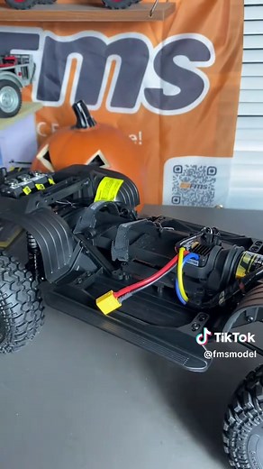 Unboxing FCX10 LC80: The Ultimate Off-Road RC Car
