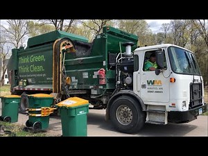 Waste Management Autocar McNeilus ZR Garbage Truck
