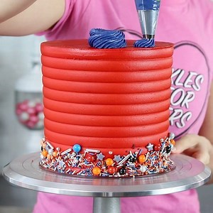 Anyone else want this cake to MCFLY into their mouth 😂@sheri_wilson_ 😍 | Fancy Sprinkles