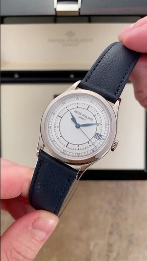 Dress Watch PERFECTION: Patek Philippe's 5296G
