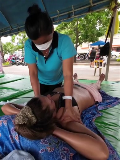 ASMR STRRET BEACH MASSAGE THAILAND #ASMR, massage, body massage, walk massage, beach massage, foot massage, head massage, back massage, india massage, Thai massage