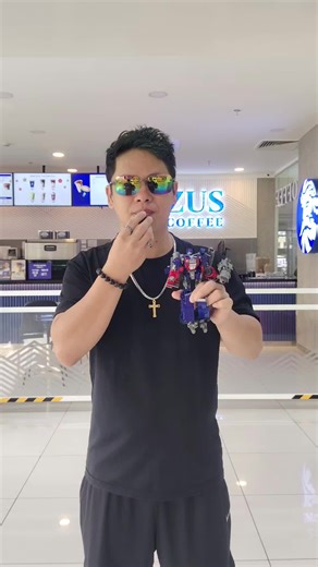 Optimus Prime Toy Showcase and Review