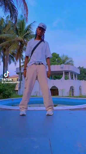 59K views · 2.6K reactions | Quand tu maîtrises trop le pas | Serge Beynaud | Facebook