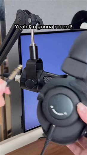 Put it on the mixer please😌 #fifine #fifinetank1 #microphone #fifineh8 #setuptips #pc #trending