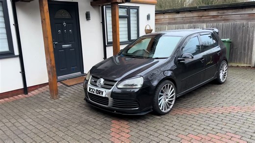 M5DLR (@m5dlr)’s videos with BON COURAGE - Draganov