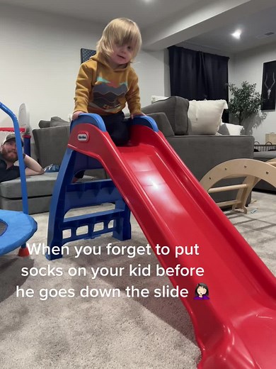 He kept going “again” though…Language skills courtesy of @msrachelforlittles