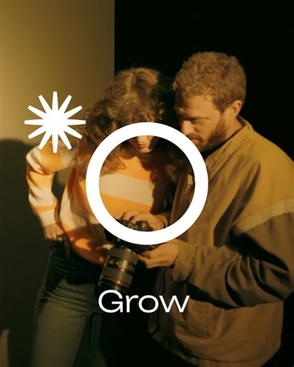 Share your photos online and get global reach. 🌍 Join a global community of photographers, explore new techniques, get inspired by others and keep growing your craft. #clickasnap #photographycommunity | Clickasnap