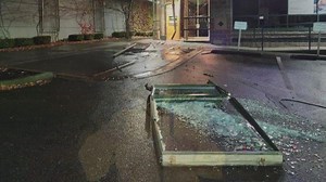ATM targeted in smash-and-grab robbery in North Seattle