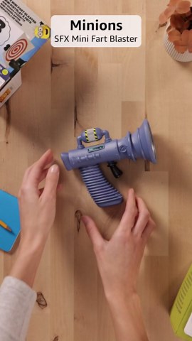 Minions Despicable Me 4 SFX Mini Fart Blaster | Kids Can Blast Out 8 Different Silly Fart Noises When They Press The Button | Includes 2 AAA Batteries | Suitable for Ages 4 & Up