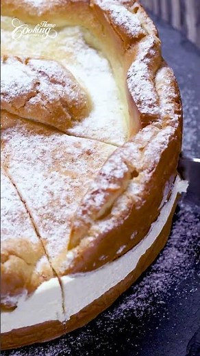 Discover the Irresistible Karpatka Dessert!