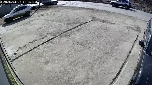 Видео Просьба откликнуться очевидцев ДТП произошедшего сегодня днем в период времени 13:30-14:00 на пересечении улиц Демьяна бедного и Хабаровская . | OK.RU