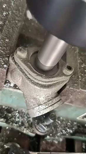 EASY WAY TO CONNECTION Small carburetor connection restricts airflow