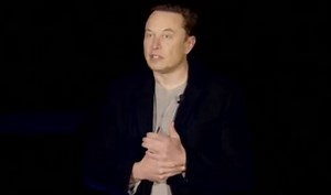 🚀 “This has never been accomplished before.” Elon Musk says #SpaceX is aiming for full and rapid reusability for the #Starship launch system, during an update at the company's Starbase facility in Texas. https://trib.al/dnTEL3u | Bloomberg Originals