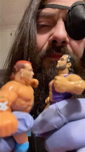 Bum Live highlight Hasbro Tatanka & Razor Ramon Demonstrate a Textbook Body Slam for BUM WRESTLING