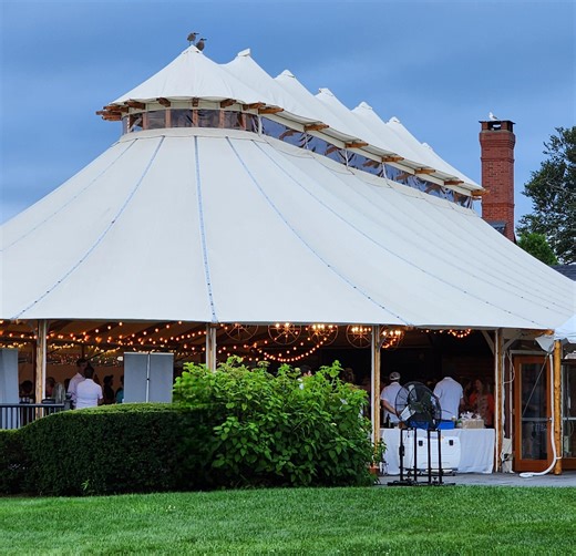 Weddings at Castle Hill Inn will continue after fire. Here's how.