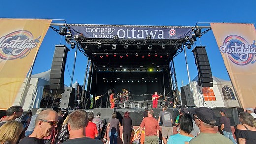 Here's XANADU! Live from Ottawa's Nostalgia Music Festival! Voici XANADU! En direct du Nostalgia Music Festival à Ottawa! | New World Men