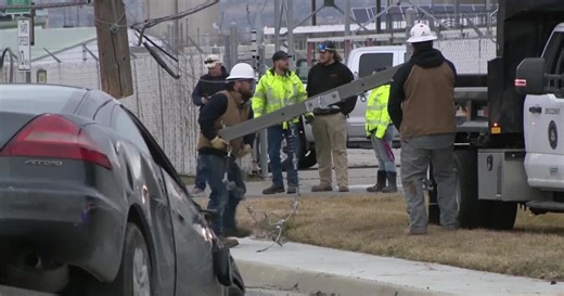 Vehicle strikes power pole in Murray causing outage for several blocks