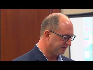 Doctor speaks profoundly to Larry Nassar after his daughters