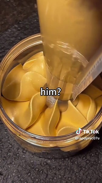 Engaging Storytelling Techniques with Rizz App