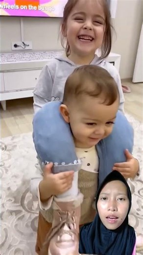 adik gendong kaka #funny #animasulucu #lucu #filmkartunterbaru #comedy #kartunjadul #mainananak