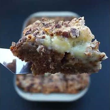 Pumpkin Pie Ooey Gooey Butter Cake