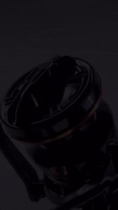 #Okuma ITX CB JDM spinning. Il nuovissimo Okuma ITX CB è stato meticolosamente realizzato per soddisfare i rigorosi standard del mercato giapponese altamente competitivo (JDM). Con la sua eccezionale qualità , questo #mulinello da #spinning è pronto a conquistare sia gli ambienti di acqua dolce che salata. Le caratteristiche dell’ITX CB sono un robusto corpo e rotore in C-40x che include una manovella interamente in carbonio, garantendo una resistenza senza compromessi pur mantenendo un design s