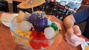 While trying Max's restaurant for the first time, we decided to order some Halo Halo to see how it stacked up to other places we ave ordered from before! Is it the best Halo Halo!?! | TriFate PH