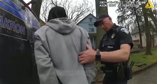 His homie definitely cut him off after this😭