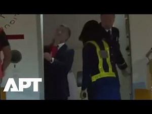 WATCH | French President Macron Allegedly Slapped by First Lady on Airport Tarmac | APT