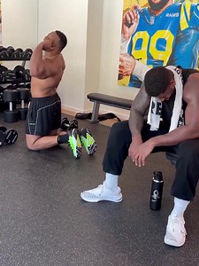 Aaron Donald almost KILLED Jared Verse in their workout 😂🔥 | Woodward Sports