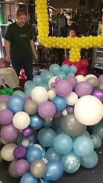 Balloon Popping Contest- Miss Pops A Lot vs Aunt CBA