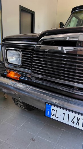 ‘80 Jeep J10 Honcho 5.9 V8. Available and for sale, now.DM for price and more pictures. WhatsApp : 39 335 285050#jeep #j10 #honcho #truck #trucks #truckporn #fuoristrada #fuoristrada4x4 #carporn #cars #classic #classiccars #classicstyle #classichollywood #autostoriche #autostorica #usacars #usacars🇺🇸 #usacar #autoinvendita #passioneauto #passioneautoitaliane | Mr.Wagoneer Full Size Jeep Restoration