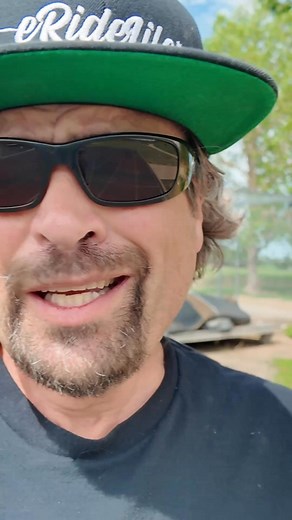 Ride smart. Ride seen. We teamed up with @brakefreetech to bring next-level visibility to our EUC crew 🔥💡 Brake Free’s wireless brake light keeps you safe while we keep you rolling on your #euc ⚡ ⁠ 🛞 Electric Unicycles Safety Tech = Future of riding Shop wheels gear: eRideLife.com ⁠ #BrakeFree #eRideLife #EUCgear #RideSafe #ElectricUnicycle #BrakeLightRevolution #EUCcommunity #AmpedElectricGames | ERideLife