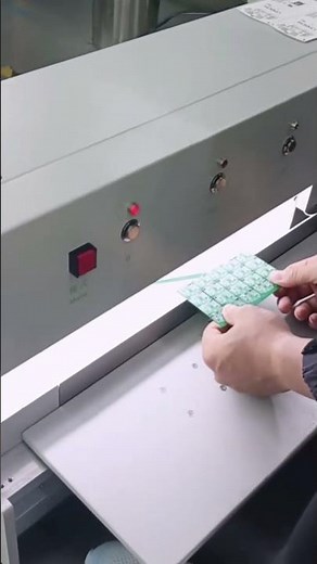 GOLDLAND PCB Depaneling Machine – Clean Cuts, Higher Yields for SMT Lines