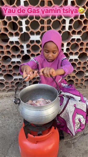 Little chef_leemah8 (@chef_leemah8)’s videos with original sound - Little chef_leemah8