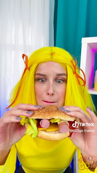 DÉFI DIY BURGER SUCRÉ ! 🍔 😅