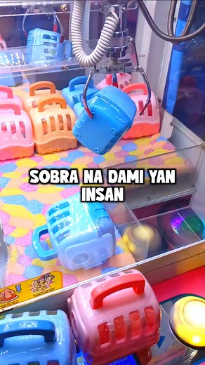 11K views · 88 reactions | Sobra nang galing ni insan #clawmachine #reels #tomsworld #clawmachinewin #arcade #amusementpark #cranegame | Maninipit Vlogs | Facebook
