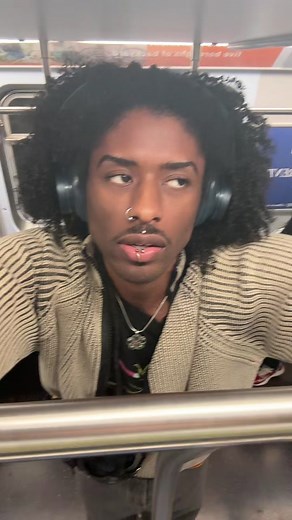 M𝔬rde(CAI) (@caicrisis)’s videos with Where Is My Mind? - Pixies