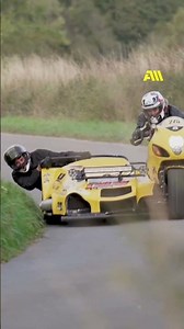 We tried road rallying in a sidecar! 🤩🔥