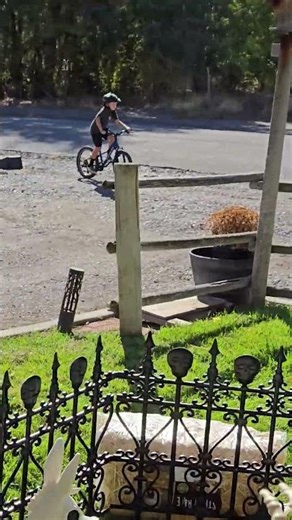 jumping with skeleton 💀