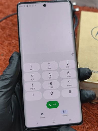 Moto Edge 30 Ultra Review: Features and Performance