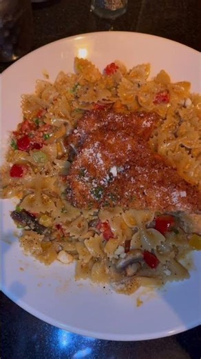 Cheesecake Factory pasta is ELITE 🔥🍝 #food #cheesecakefactory #pasta #fypシ