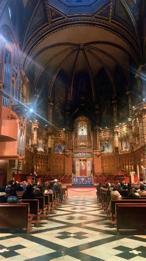 Basilica of Montserrat: Church, Black Madonna & Mass