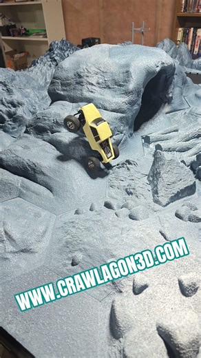 Mofo Cyber snake chassis is KILLER loaded up with injora parts! #moforc #injora #scx30 #crawlagon