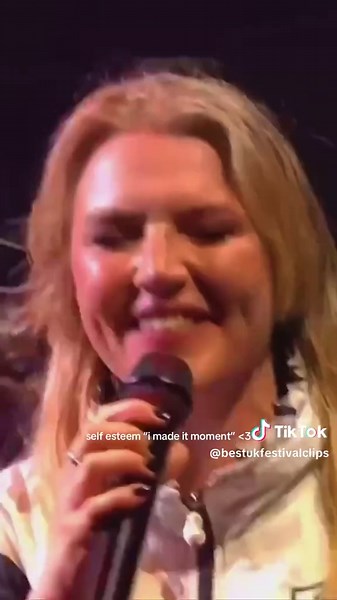 Self Esteem at Glastonbury Festival 2025: Focus Is Power