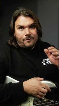 This might be the BEST artist signature plugin ever made