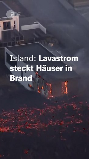 Zum zweiten Mal innerhalb von vier Wochen ist auf Island ein Vulkan ausgebrochen. Die Hafenstadt Grindavík auf Island blieb dabei nicht verschont: Mehrere Häuser wurden bereits von einem Lavastrom erfasst und zerstört. Menschen waren nicht in unmittelbarer Gefahr, teilten die Behörden mit. Der Ort war bereits evakuiert worden. Zuvor hatten die Behörden erst am frühen Sonntagmorgen und dann noch mal am Mittag gleich mehrere Ausbrüche von Lava aus neu entstandenen Erdspalten nördlich der Stadt gem