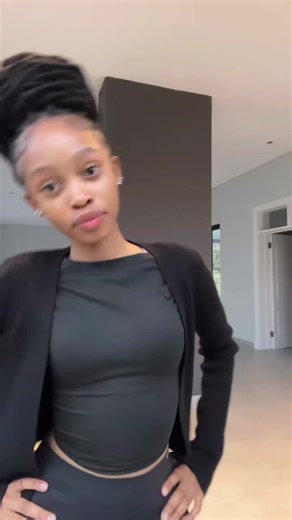 thunderstorm 🖤dc :@Uncle Waffles