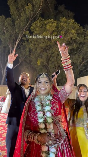 Kushagra Sharma | The Kush Trips 🗺️ on Instagram: "Finally got bowled 🔥 @themoneetstory Wedding friends, bride groom, shaadi vibes, best friends moment, wedding fun, groom out, bride as umpire, iPhone reel, candid, wedding #reels #shadi #wedding #lovers #viralreels"